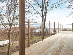 6 Person Holiday Home in Martofte