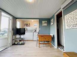 Lovely Holiday Home in Vlaanderen With Garden