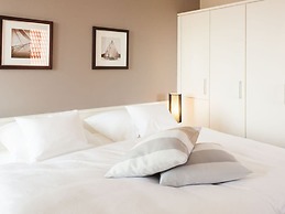 Reethuus Sud Modern Retreat