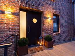 Reethuus Sud Modern Retreat