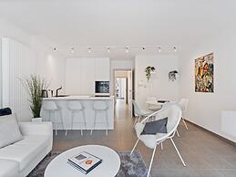 Apartment Close to the Seafront