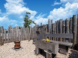 Sauna & Hot Tub Coastal Escape