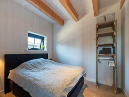 Sauna & Hot Tub Coastal Escape