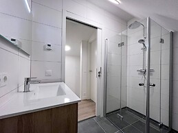 Eco-friendly Villa With Terrace and Garden