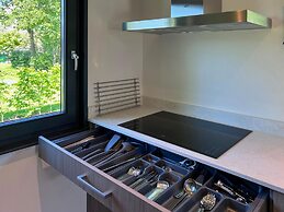 Eco-friendly Villa With Terrace and Garden