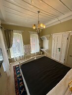 Cunda Bebekli Pansiyon