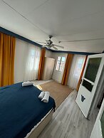 Cunda Bebekli Pansiyon