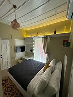 Cunda Bebekli Pansiyon