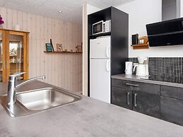 6 Person Holiday Home in Hemmet-by Traum