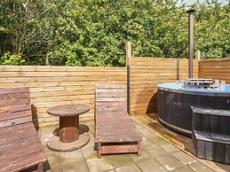 6 Person Holiday Home in Hemmet-by Traum