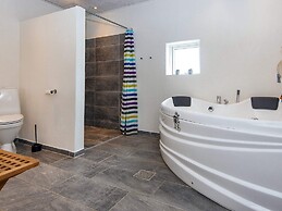 6 Person Holiday Home in Hemmet-by Traum