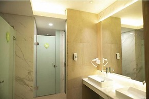 Whiz Capsule Thamrin Jakarta