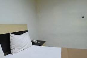 OYO 93953 Kost Tamara Near Kantor Desa Sengka