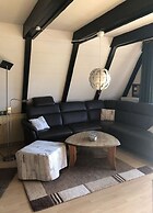 Roof-only House Modern Retreat