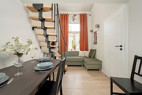 Apartment With Mezzanine by Renters