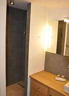 Suite Nuss Modern Retreat