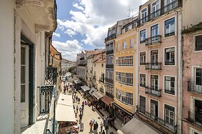 Lisbon's Heartbeat Your Premier Address