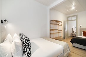 Lisbon's Heartbeat Your Premier Address