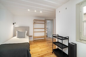 Lisbon's Heartbeat Your Premier Address