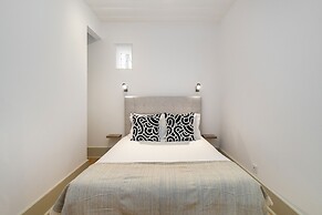 Lisbon's Heartbeat Your Premier Address