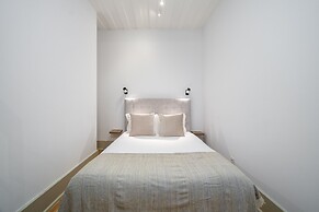 Lisbon's Heartbeat Your Premier Address