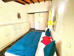 Majestic Villa in Lecci With Garden