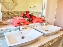 Majestic Villa in Lecci With Garden