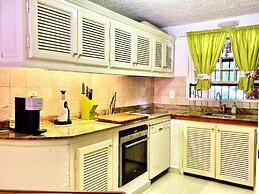 Majestic Villa in Lecci With Garden