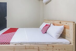 SPOT ON 93871 Tanah Abang Residence 22