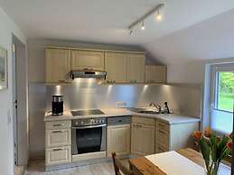 Shell Modern Retreat