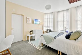 Park View Rooms and Relaxation