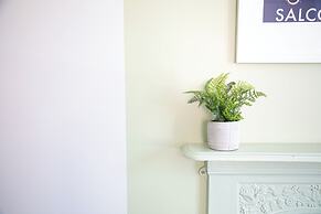 Park View Rooms and Relaxation