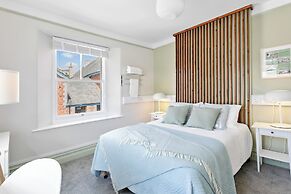 Park View Rooms and Relaxation