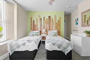 Park View Rooms and Relaxation