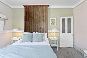 Park View Rooms and Relaxation