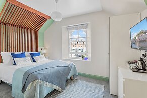 Park View Rooms and Relaxation