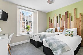 Park View Rooms and Relaxation