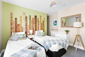 Park View Rooms and Relaxation