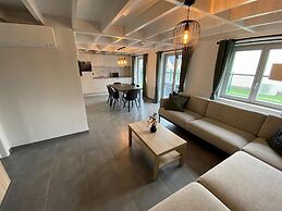 Cozy Polder House on the Westhinder Domain