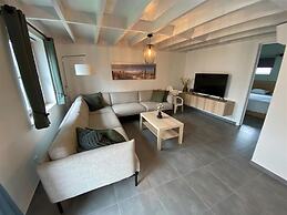 Cozy Polder House on the Westhinder Domain