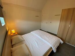 Cozy Polder House on the Westhinder Domain