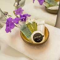 Spanish Water Apartments - Garden View