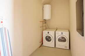 Spanish Water Apartments - Garden View