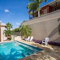 Spanish Water Apartments - Garden View