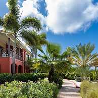 Spanish Water Apartments - Terrace