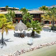 Spanish Water Apartments - Terrace