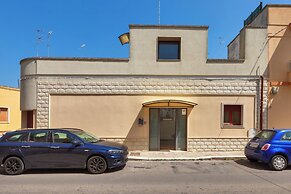 3900 Leccelsa Dimora by Barbarhouse