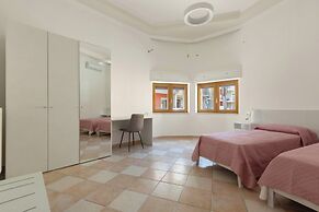 3900 Leccelsa Dimora by Barbarhouse