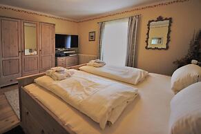 Tranquil Apartment in the Centre of Seefeld