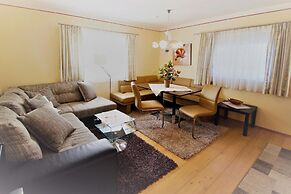Tranquil Apartment in the Centre of Seefeld